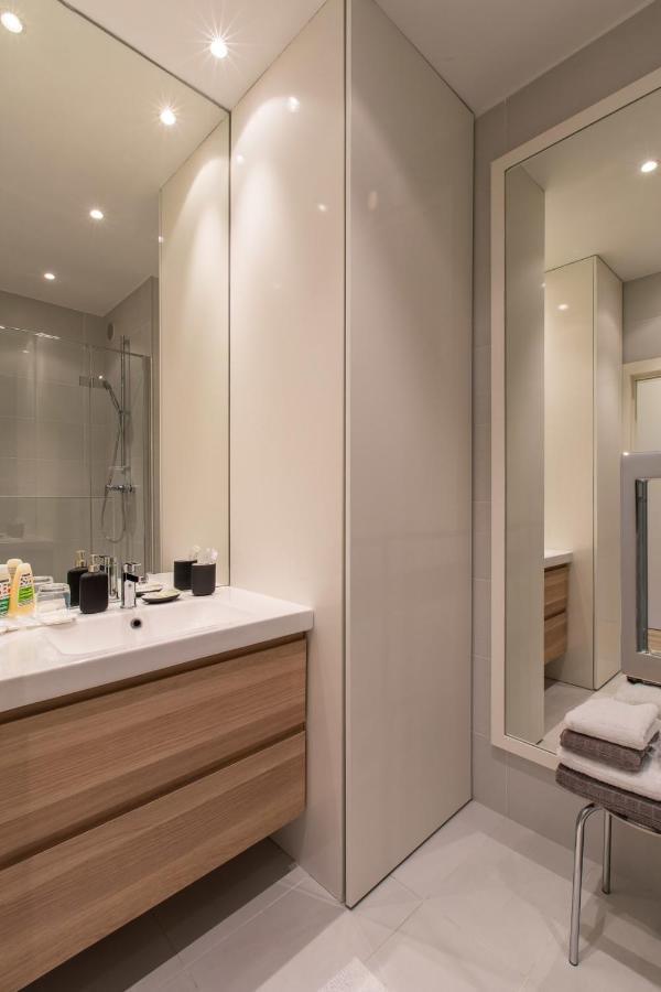 Appartamento Grand H -f2, Face Vieux- Nice, Terrasse, Ascenseur, Climatisation, Terrace - Center